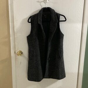 Radzoli Charcoal Textured Vest. women’s Large